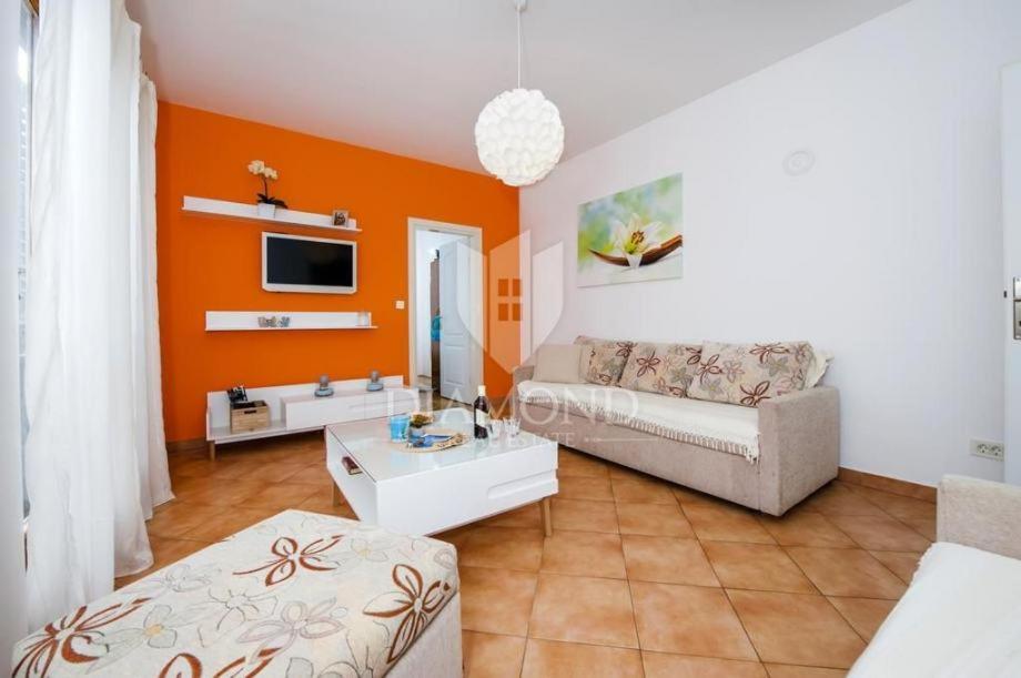 Santa Eufemia Rovinj 10Min Walk To City & Free Garage Parking Apartment Exterior photo